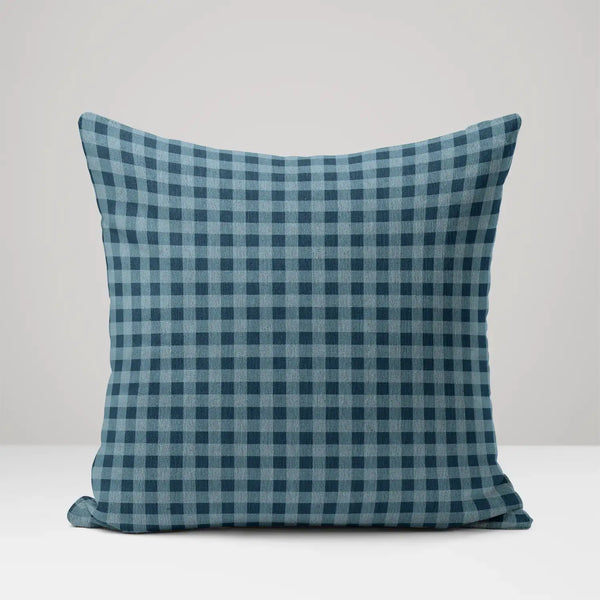Quiet moments - Woven Throw Pillow