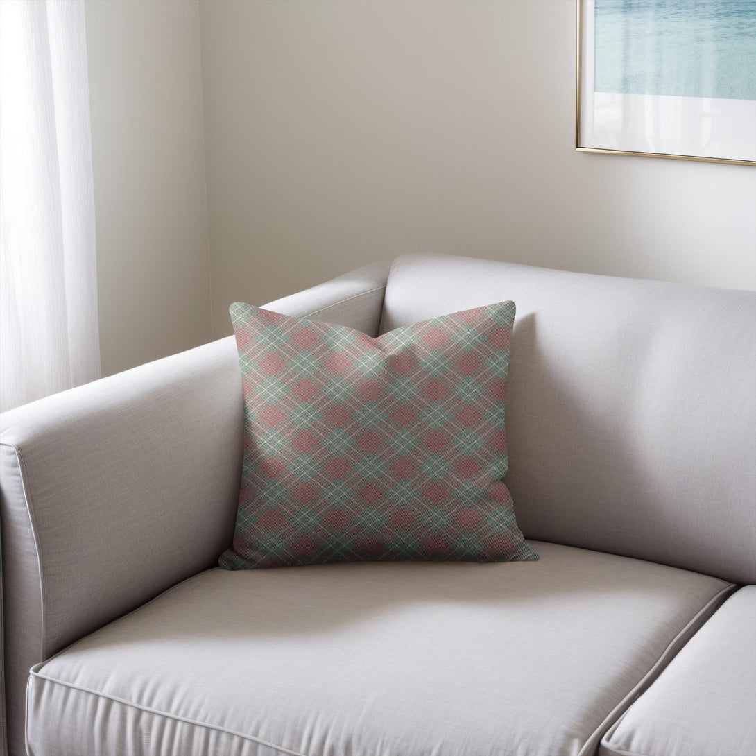 WovenPillow_17x18-20250211213815991